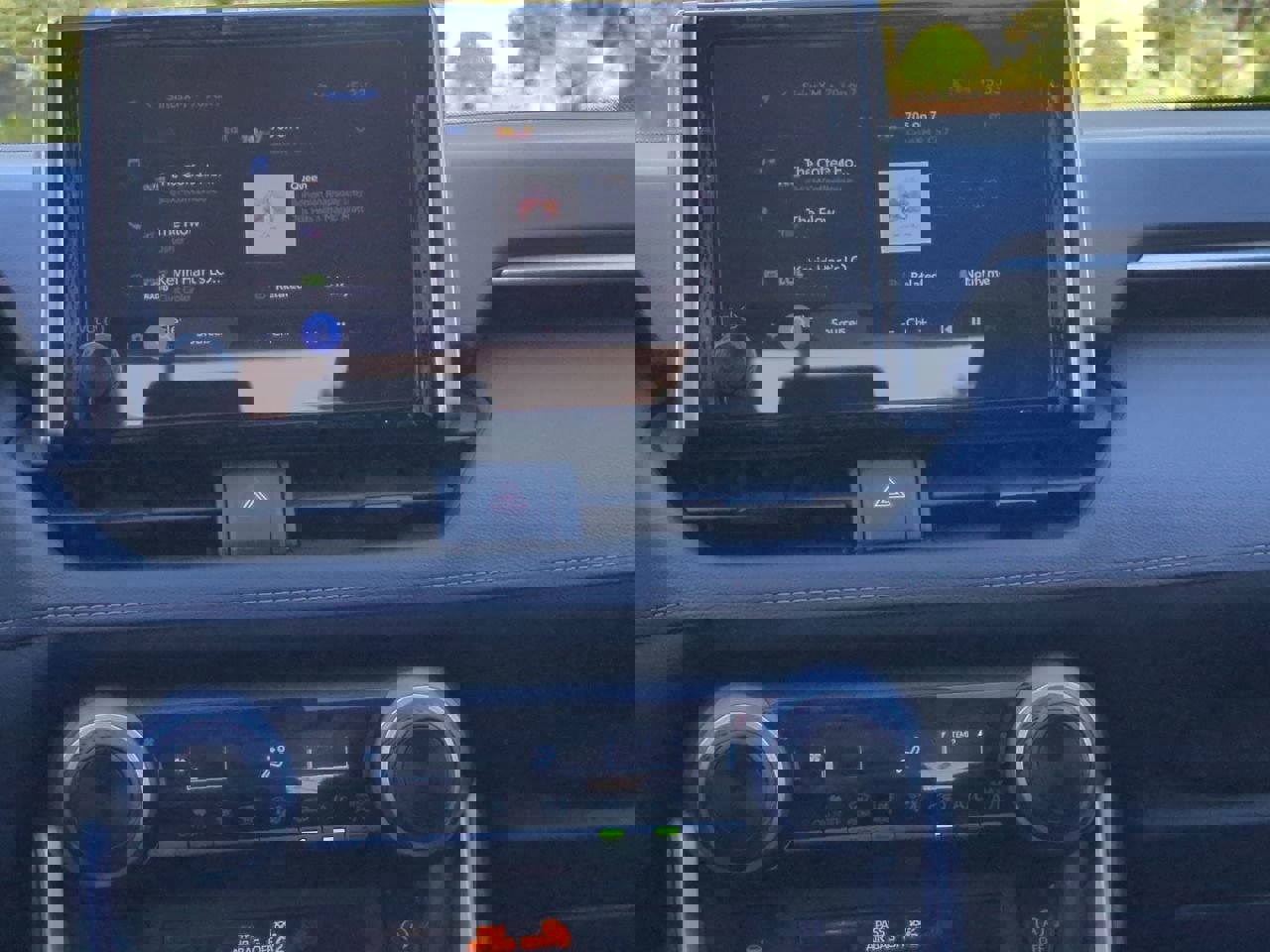 Used 2024 Toyota RAV4 LE image 17