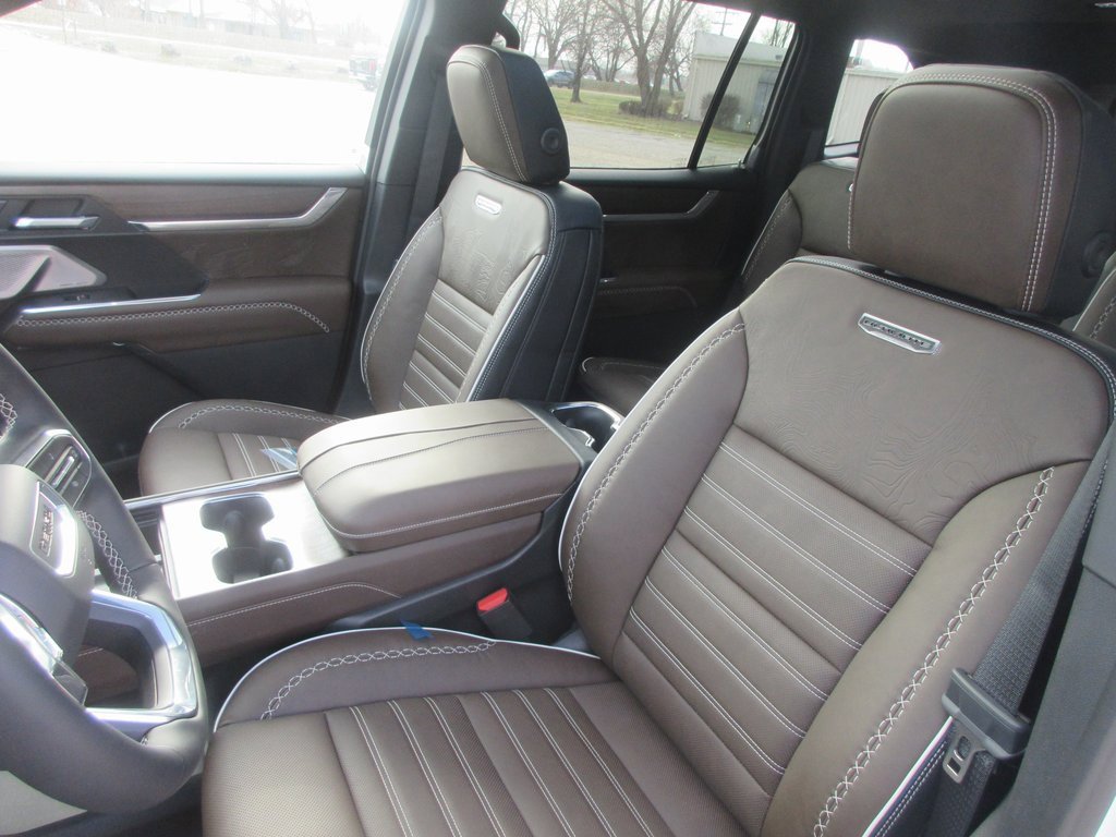 New 2026 GMC Acadia Denali Ultimate image 13