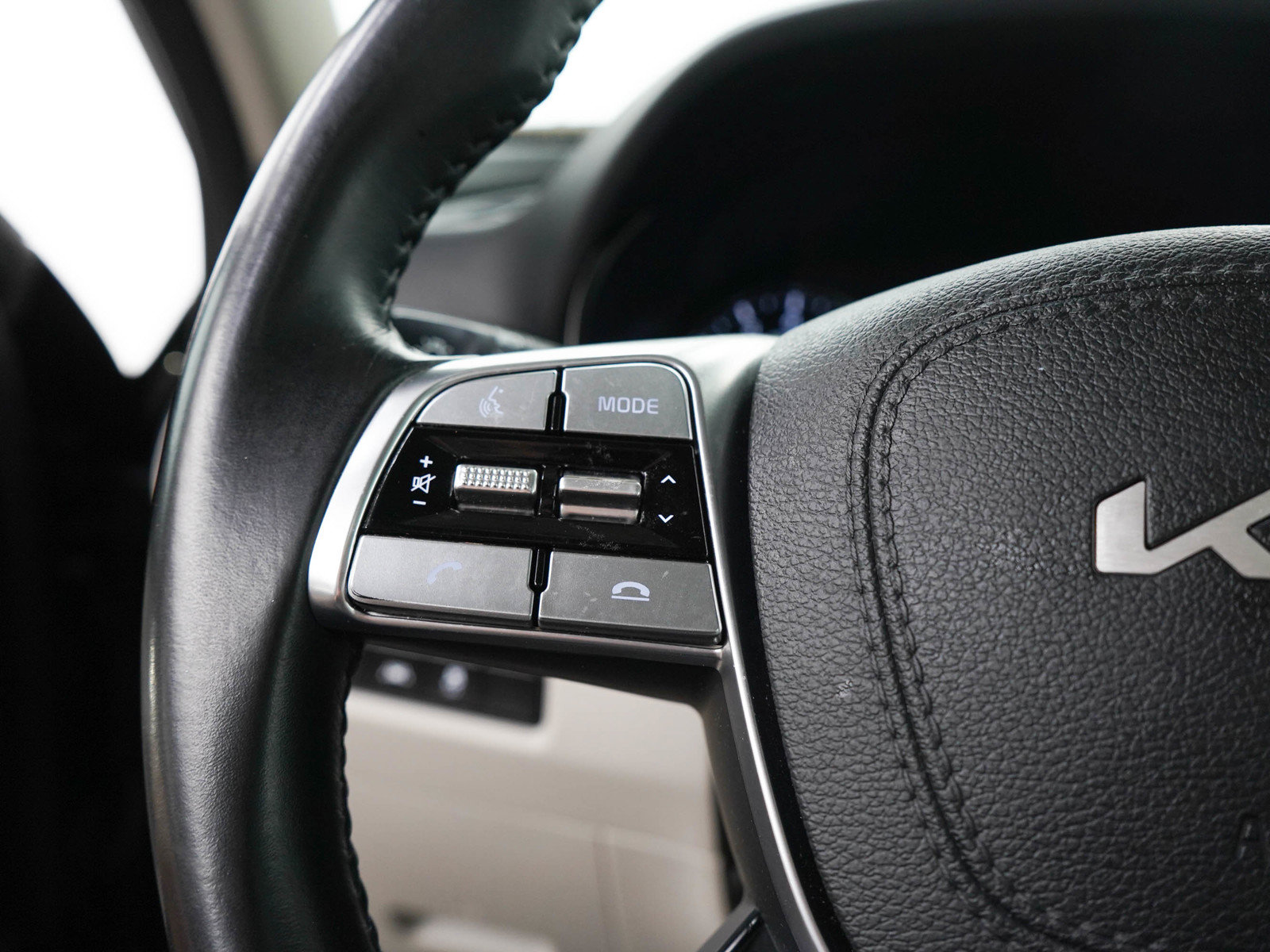 Used 2022 Kia Telluride S AWD/4WD image 26
