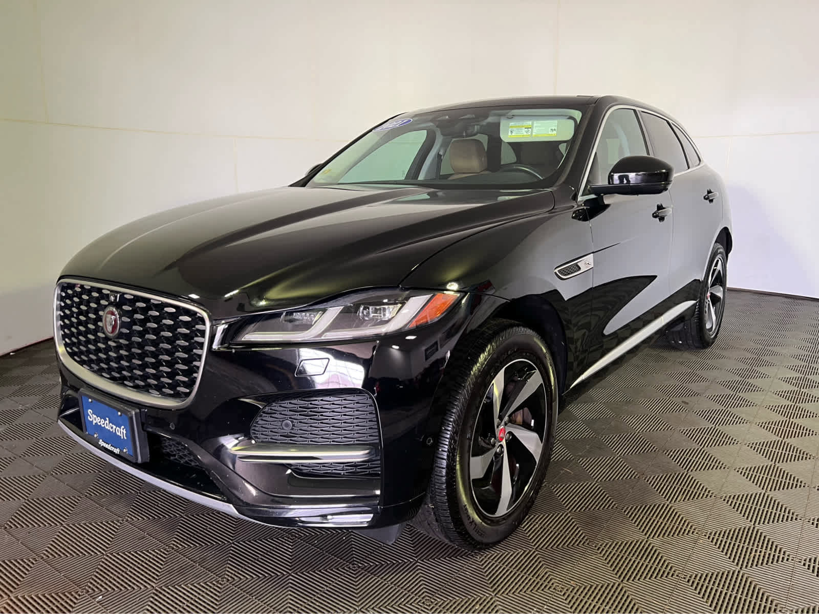 Used 2021 Jaguar F-PACE S AWD/4WD image 3
