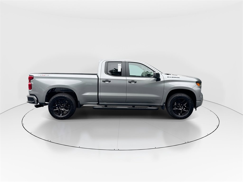 New 2026 Chevrolet Silverado 1500 Custom w/ Turbomax Blackout Package image 9