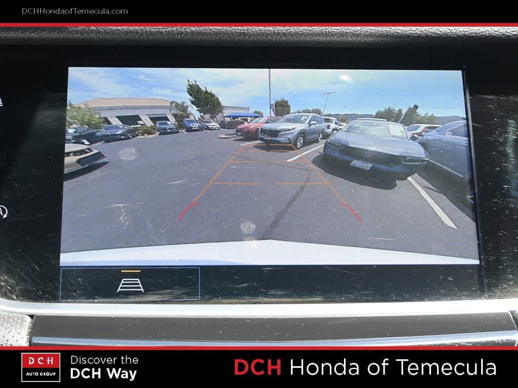 Used 2024 Cadillac XT6 Luxury FWD image 13