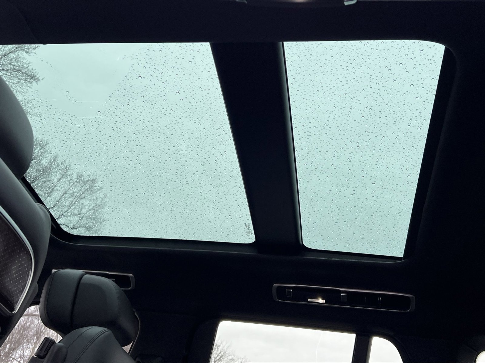 Used 2025 Land Rover Range Rover Autobiography image 22