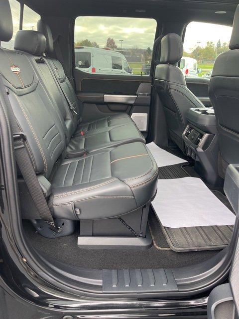 Used 2024 Ford F250 Platinum image 28