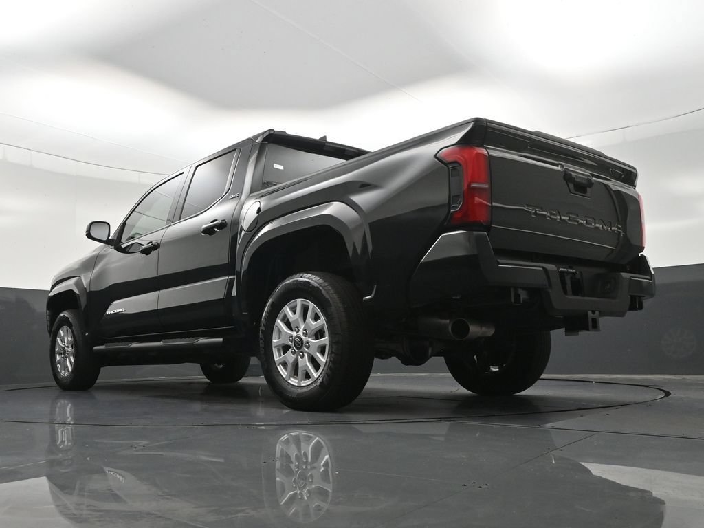 Used 2025 Toyota Tacoma SR5 RWD image 26