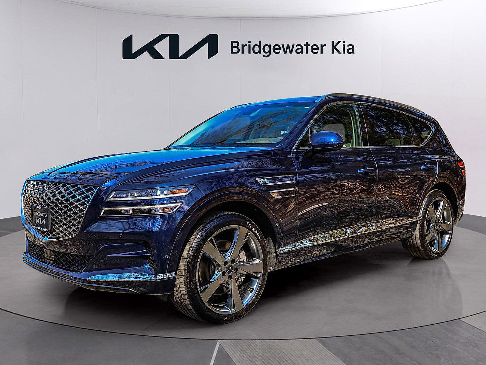Used 2023 Genesis GV80 2.5T w/ Prestige Package AWD/4WD image 3