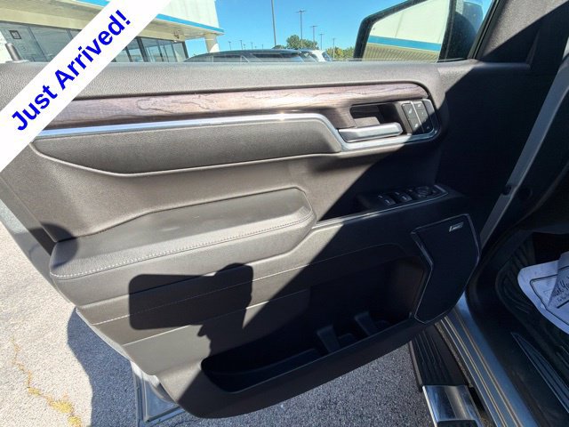 Used 2024 Chevrolet Silverado 1500 LTZ AWD/4WD image 43