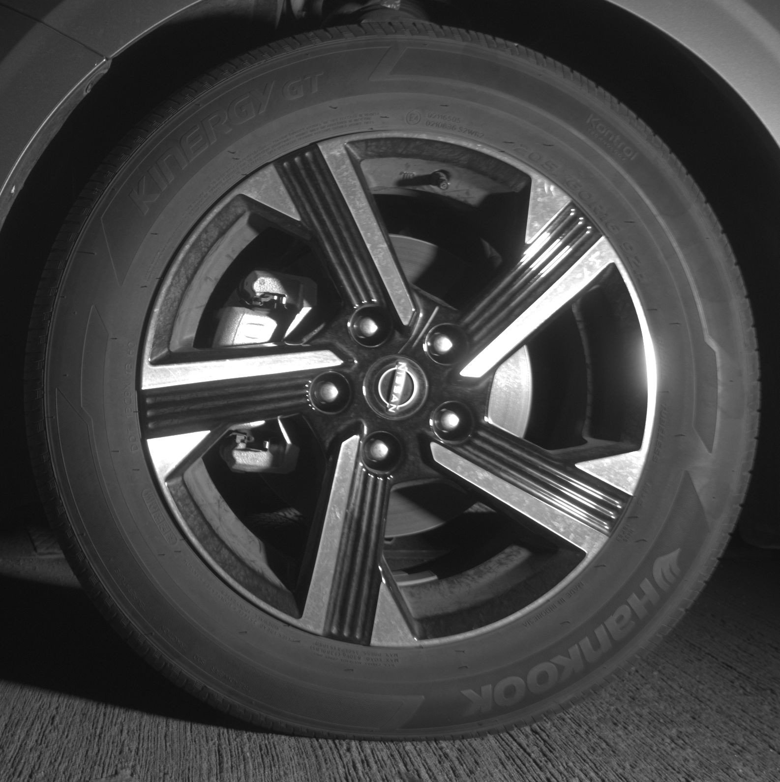 Used 2025 Nissan Sentra SV image 12