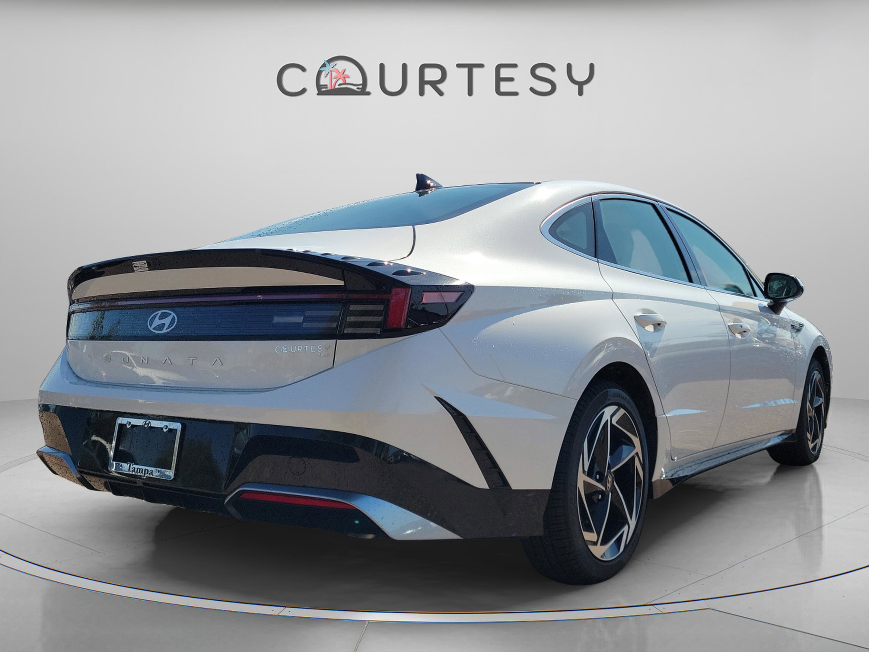 New 2026 Hyundai Sonata SEL image 4