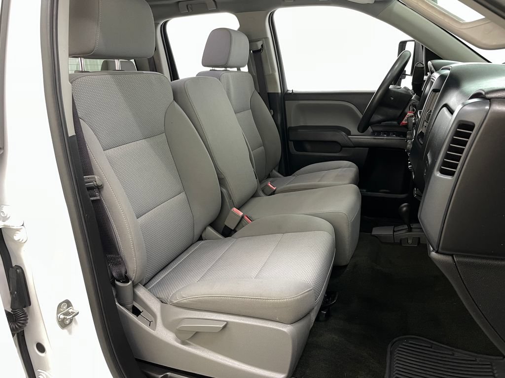 Used 2017 Chevrolet Silverado 1500 Custom w/ Custom Convenience Package AWD/4WD image 30
