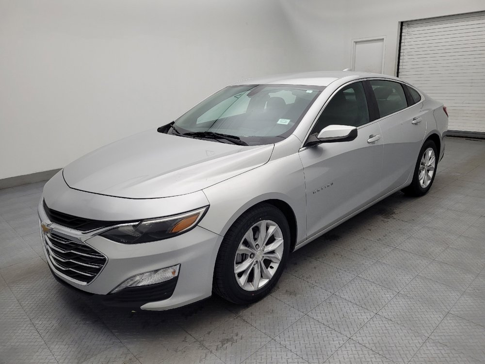 Used 2019 Chevrolet Malibu LT image 2