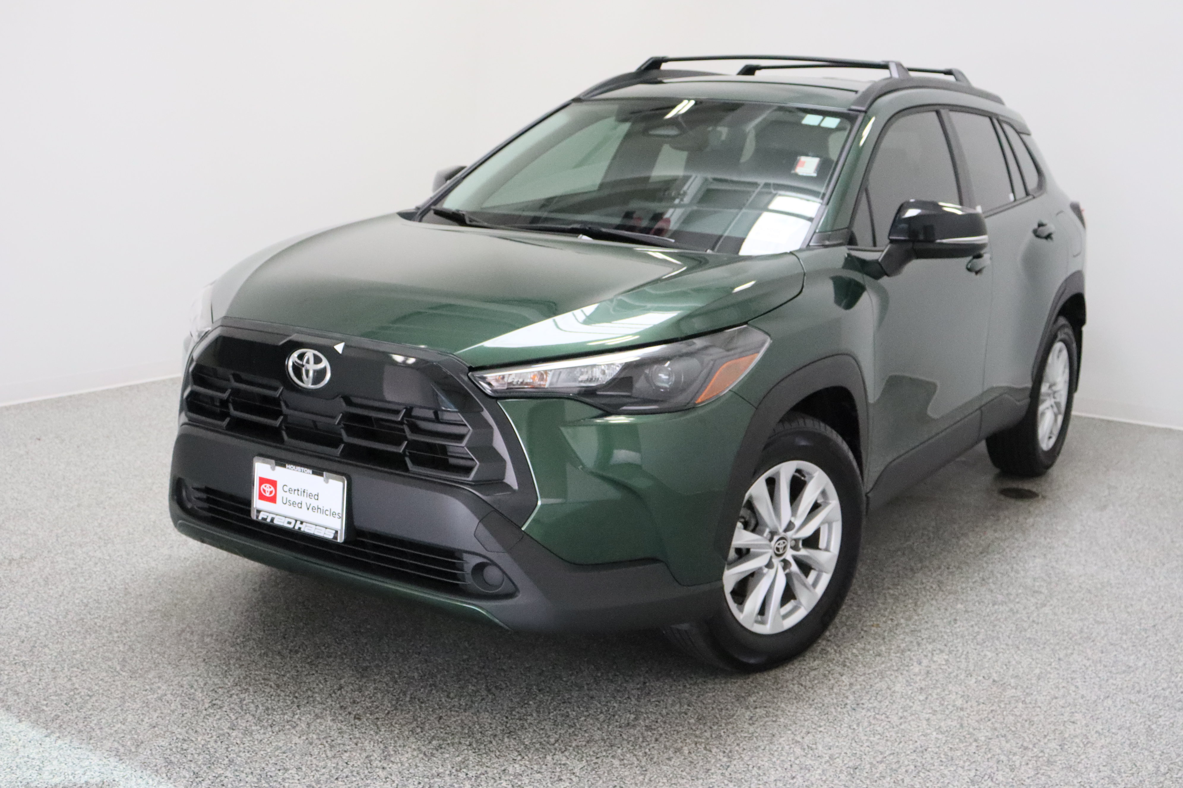 Certified 2026 Toyota Corolla Cross LE FWD image 2