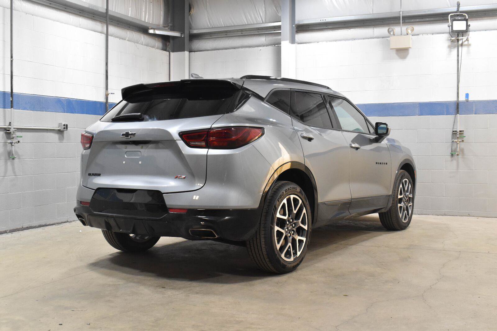 Used 2025 Chevrolet Blazer RS FWD image 25