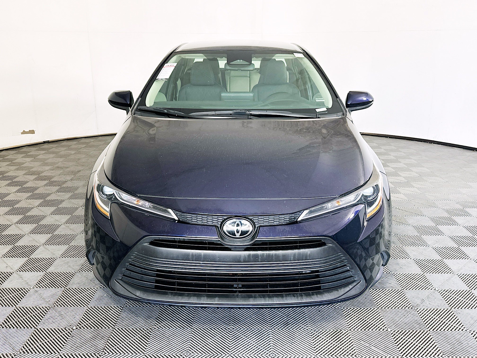 Used 2024 Toyota Corolla LE FWD image 8