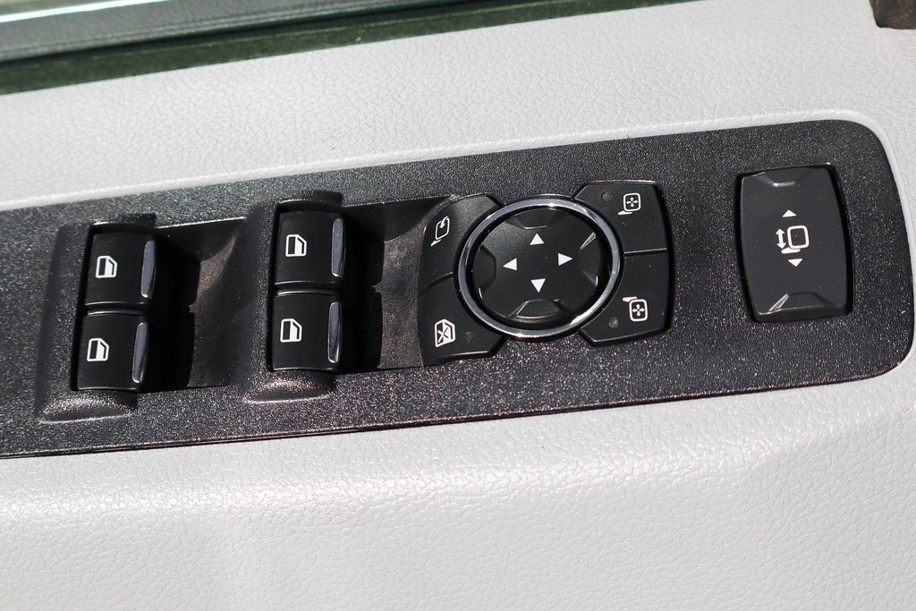 Used 2022 Ford F250 Limited image 18