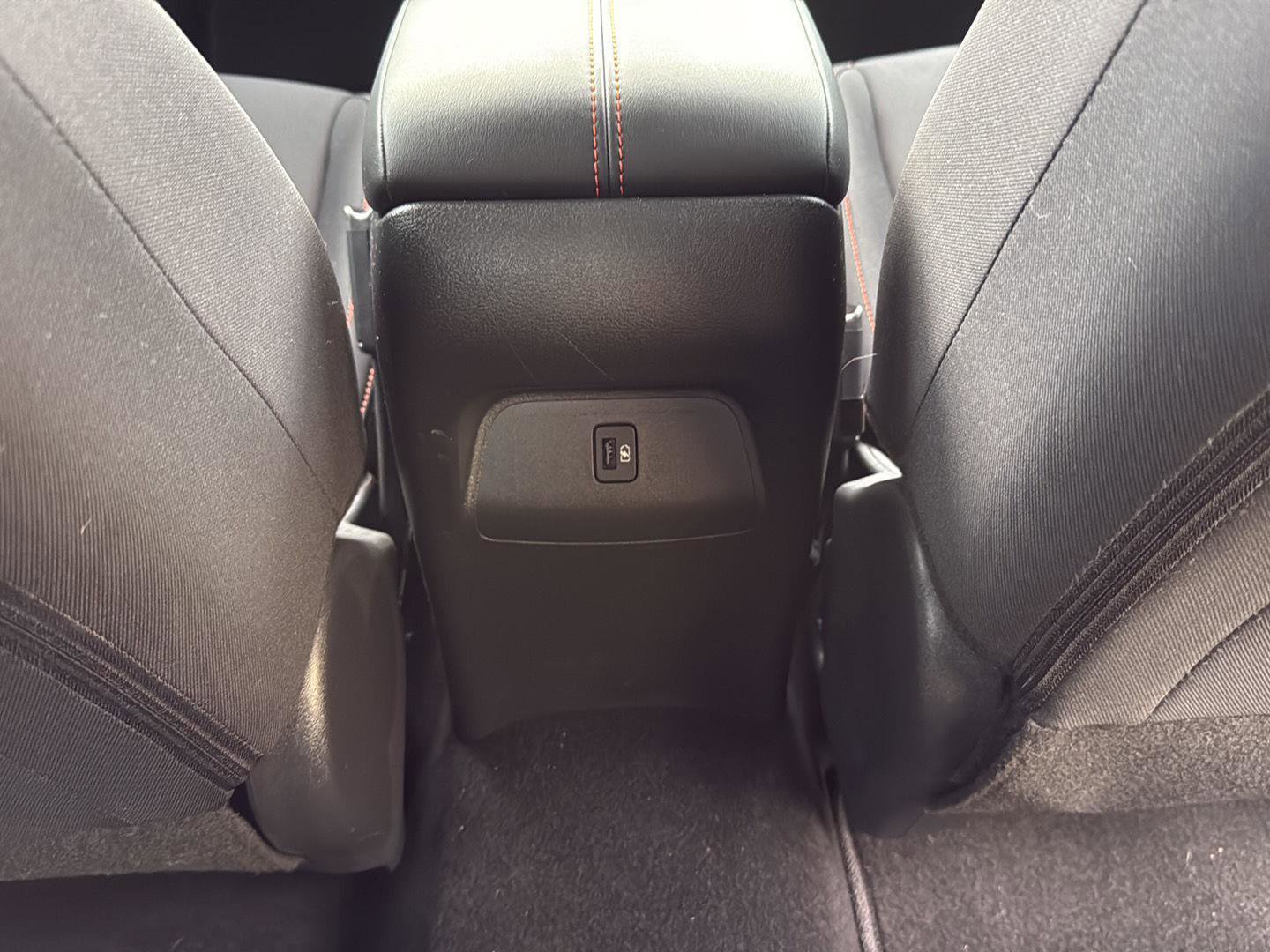 Used 2025 Nissan Sentra SR w/ Lighting Package FWD image 41