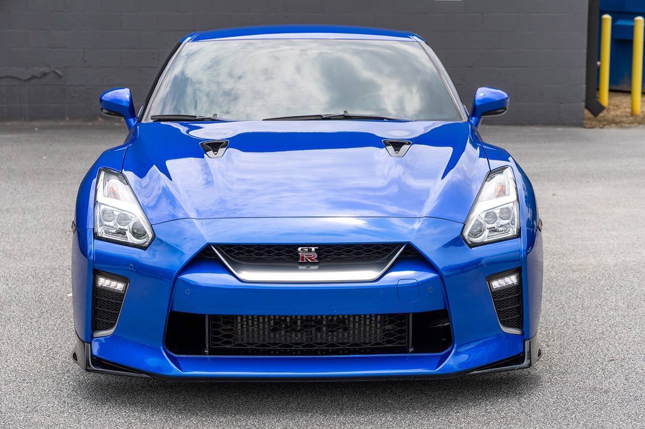 Used 2020 Nissan GT-R Premium AWD/4WD image 10