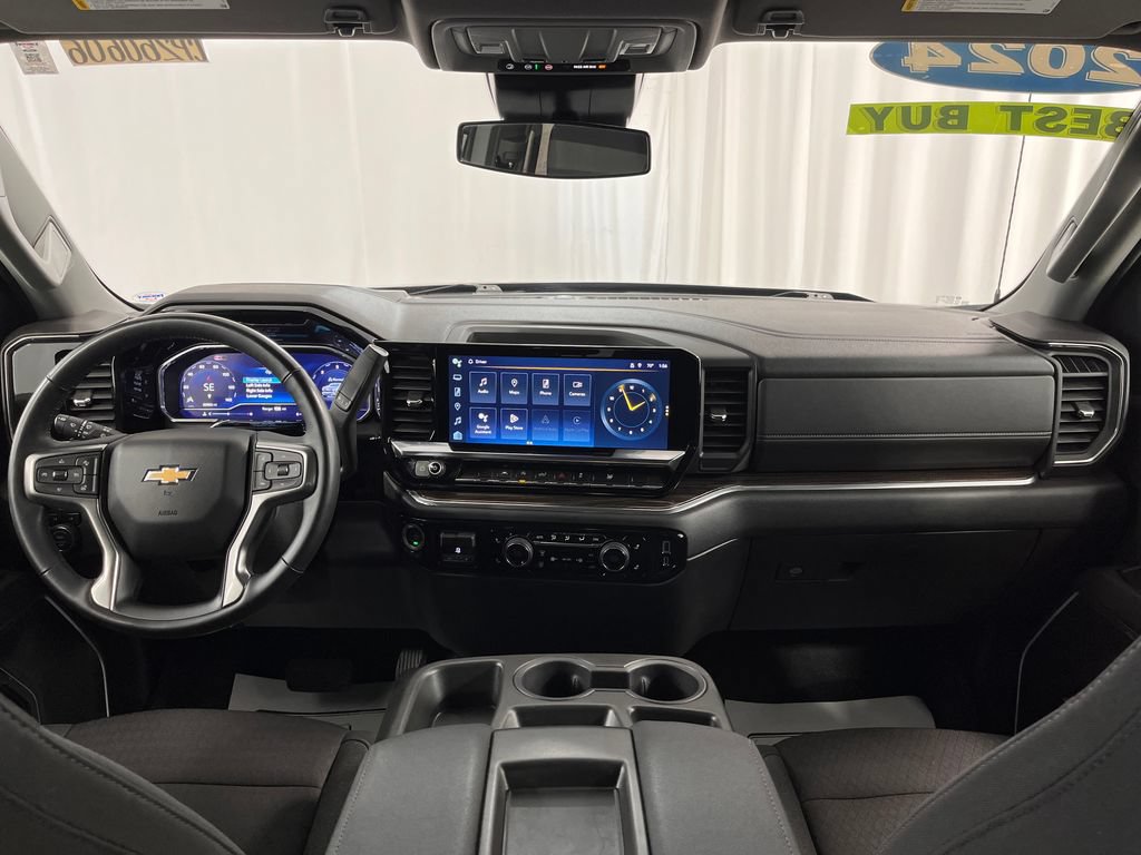 Used 2024 Chevrolet Silverado 1500 LT w/ Protection Package AWD/4WD image 2