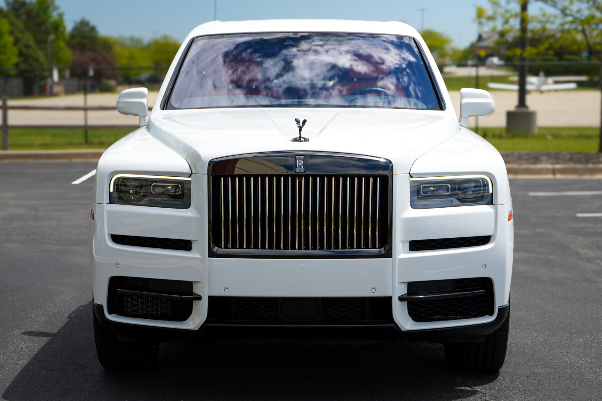 Used 2023 Rolls-Royce Cullinan Black Badge AWD/4WD image 3