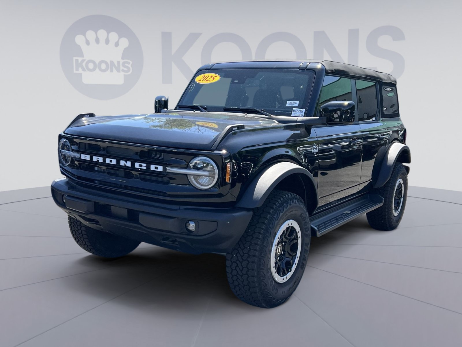 New 2025 Ford Bronco Outer Banks w/ Sasquatch Package AWD/4WD image 5