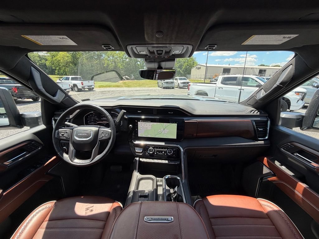 Used 2024 GMC Sierra 2500 Denali Ultimate AWD/4WD image 8