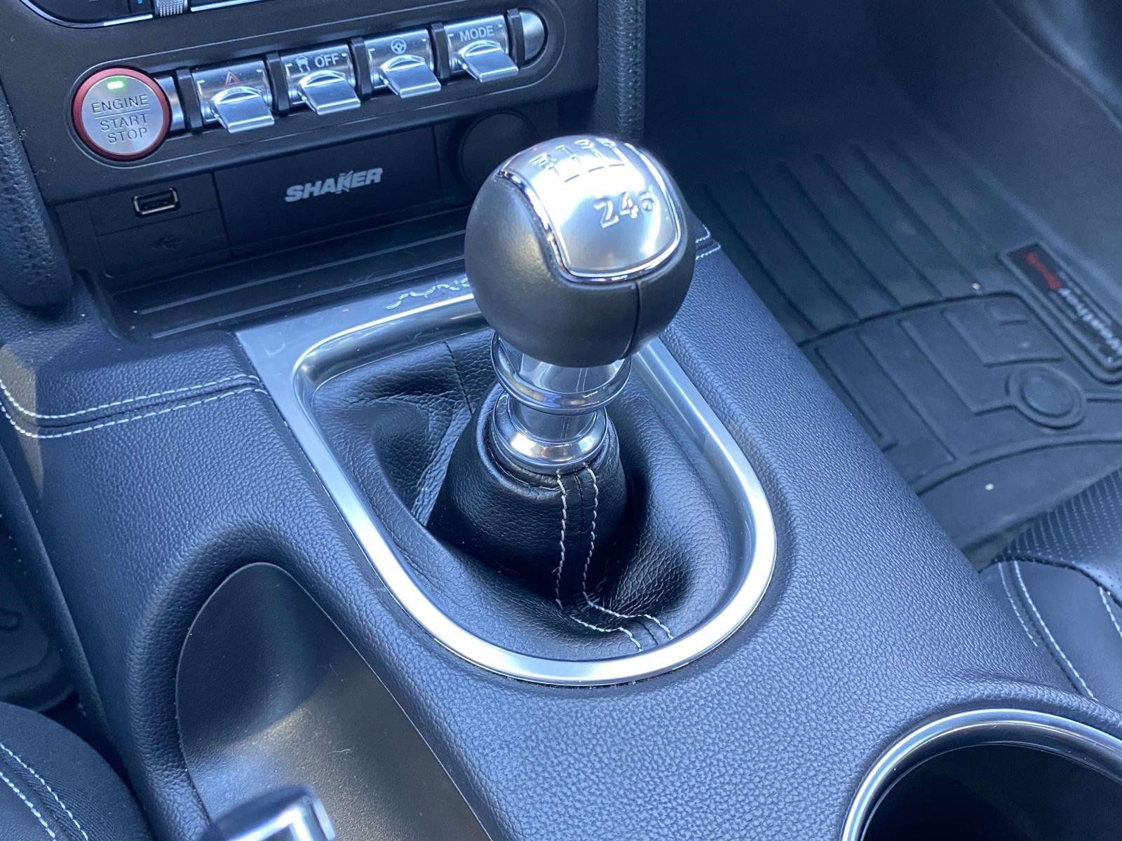 Used 2018 Ford Mustang GT Premium w/ Equipment Group 401A image 27