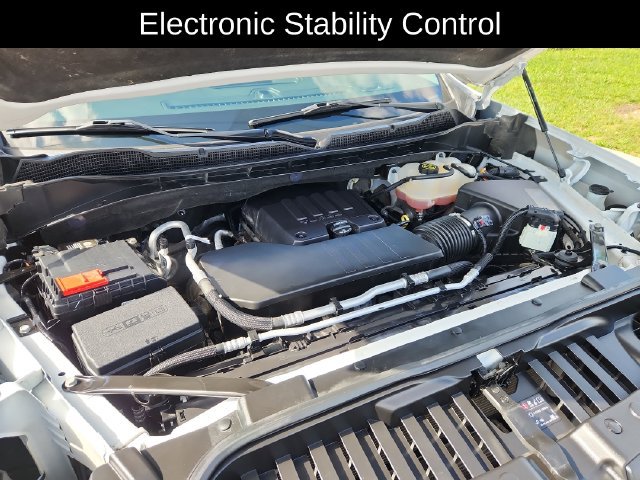Used 2022 Chevrolet Silverado 1500 Custom Trail Boss AWD/4WD image 17