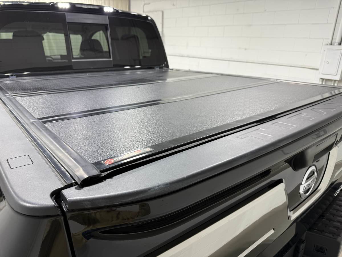 Used 2018 Nissan Titan Platinum Reserve w/ Platinum Utility Package AWD/4WD image 19