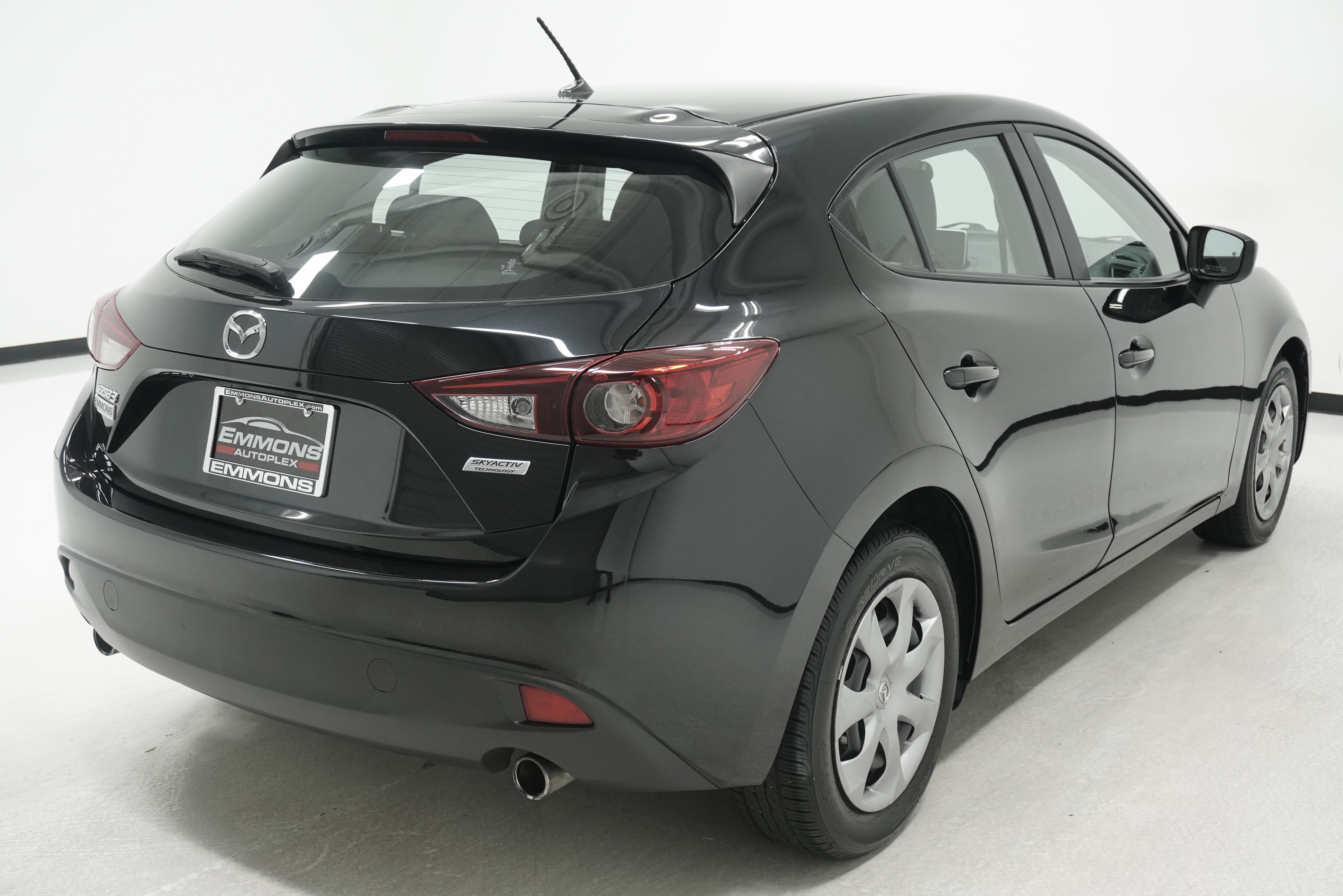 Used 2015 MAZDA MAZDA3 i Sport FWD image 4
