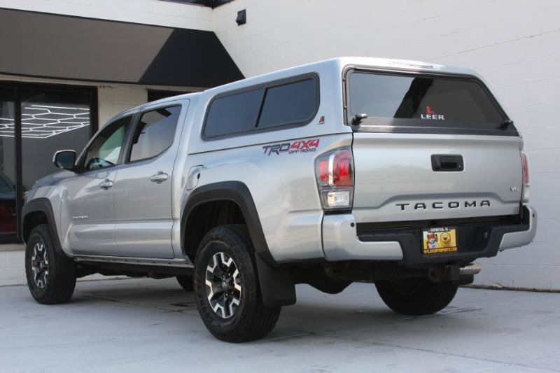Used 2023 Toyota Tacoma TRD Off-Road w/ TRD Premium Off Road Package AWD/4WD image 16