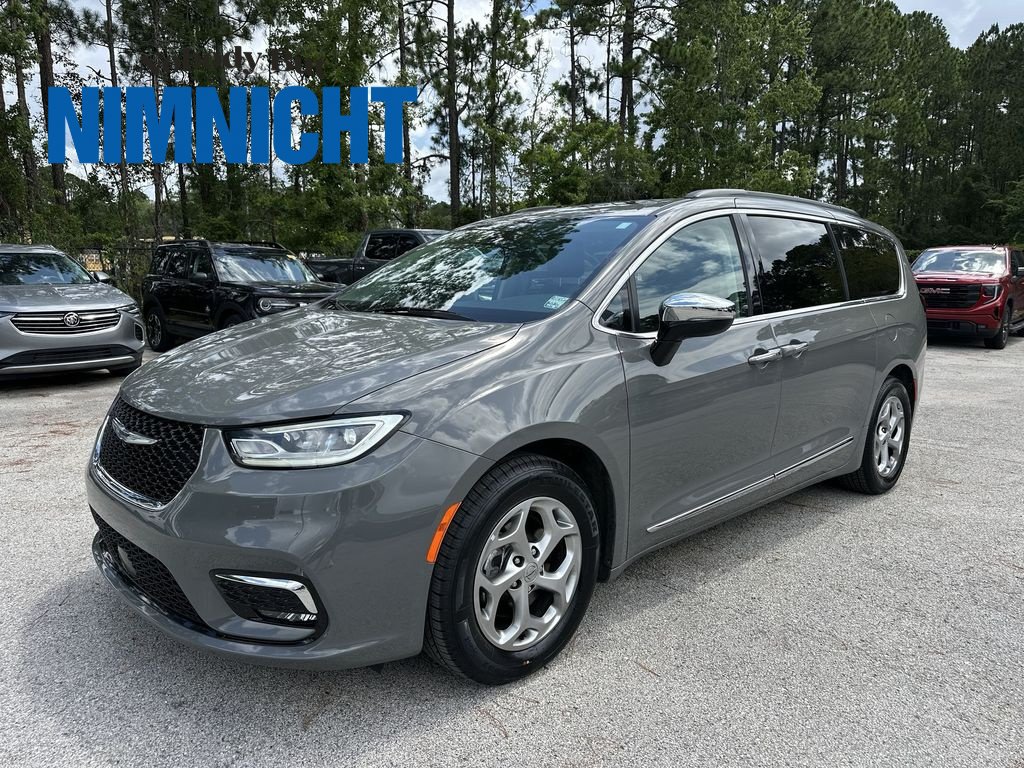 Used 2023 Chrysler Pacifica Limited
