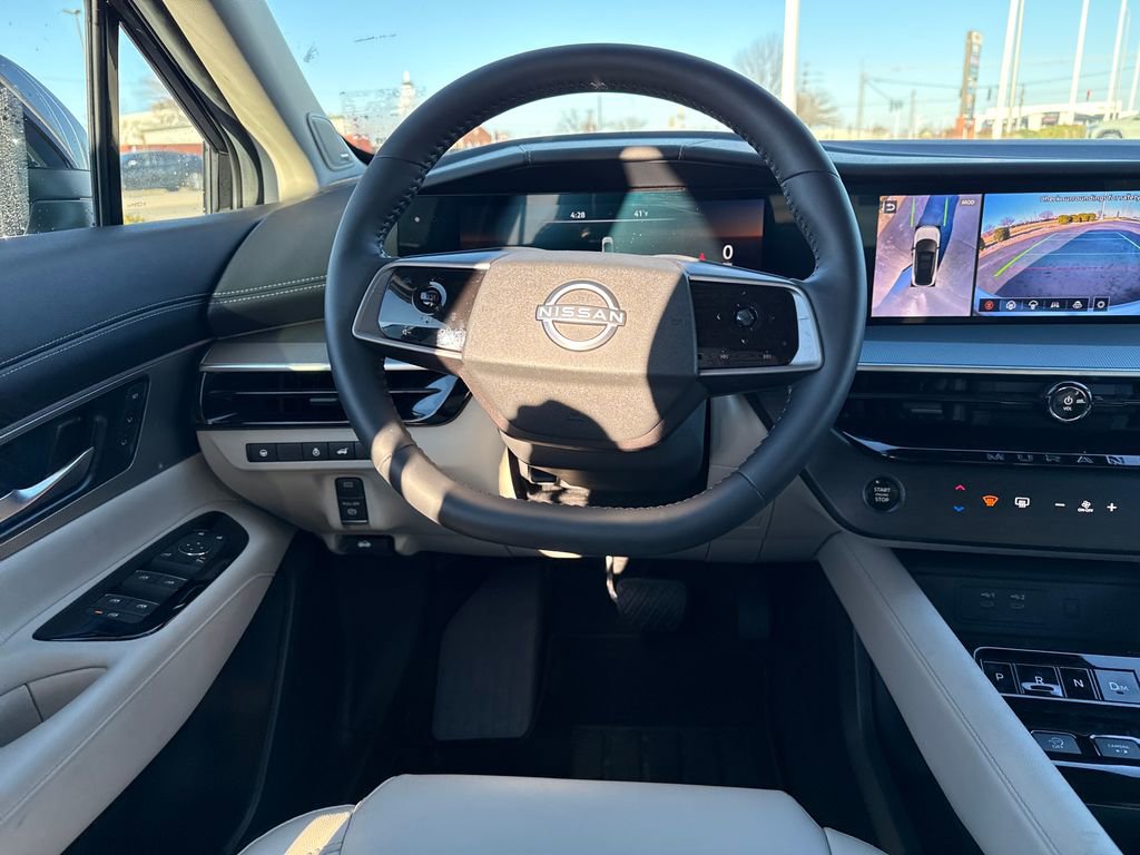 Used 2025 Nissan Murano SL image 16