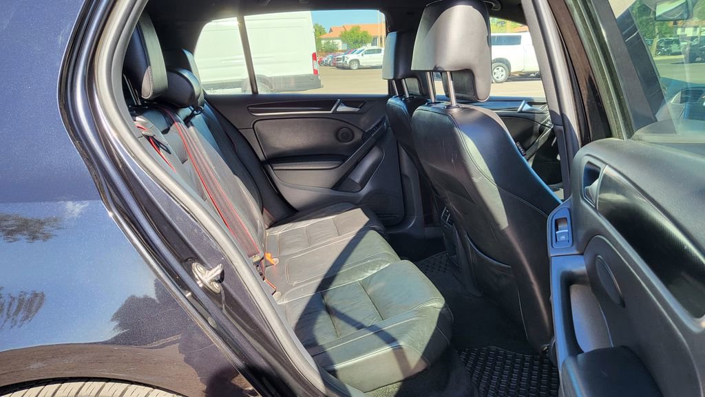 Used 2014 Volkswagen GTI Driver's Edition FWD image 19