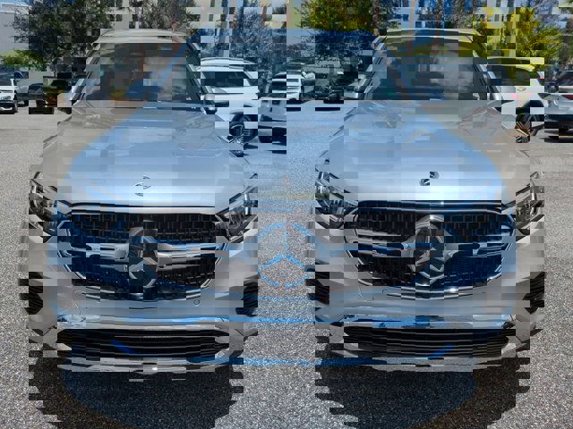 Used 2026 Mercedes-Benz GLC 300 4MATIC image 9