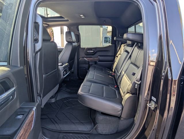 Used 2019 Chevrolet Silverado 1500 High Country w/ Technology Package image 9