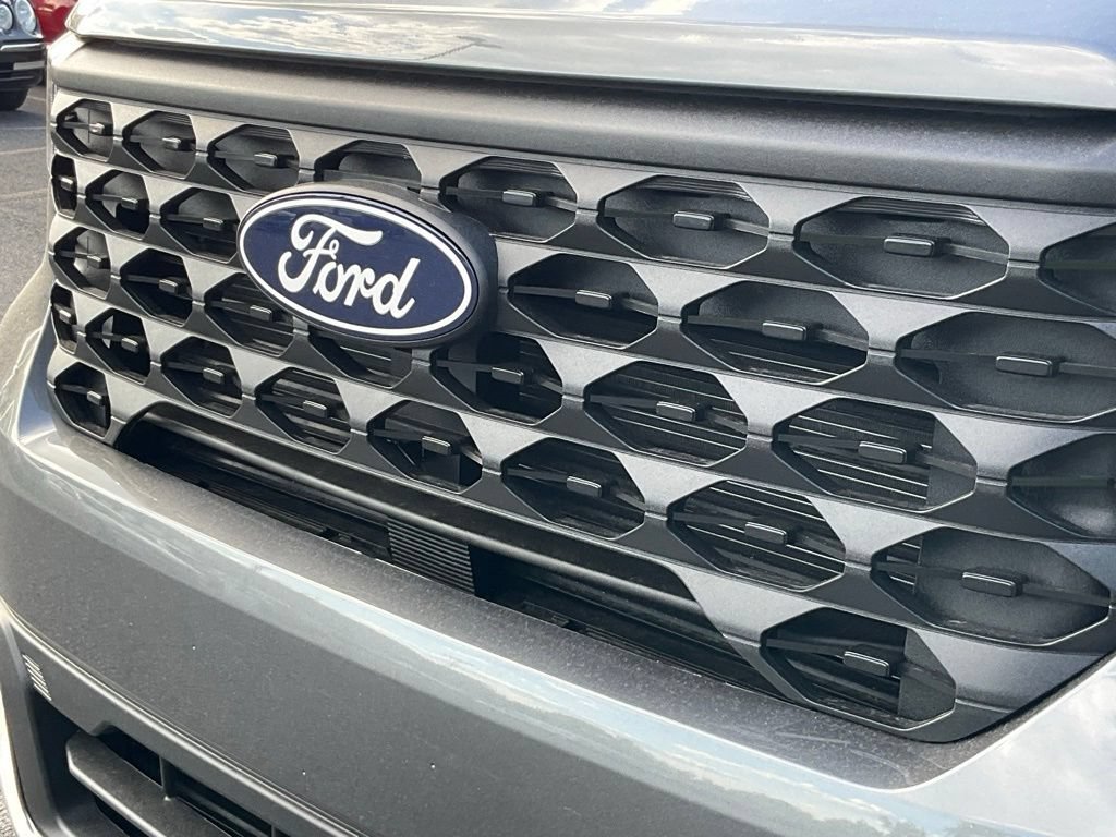 New 2026 Ford Maverick XLT w/ Equipment Group 301A AWD/4WD image 24
