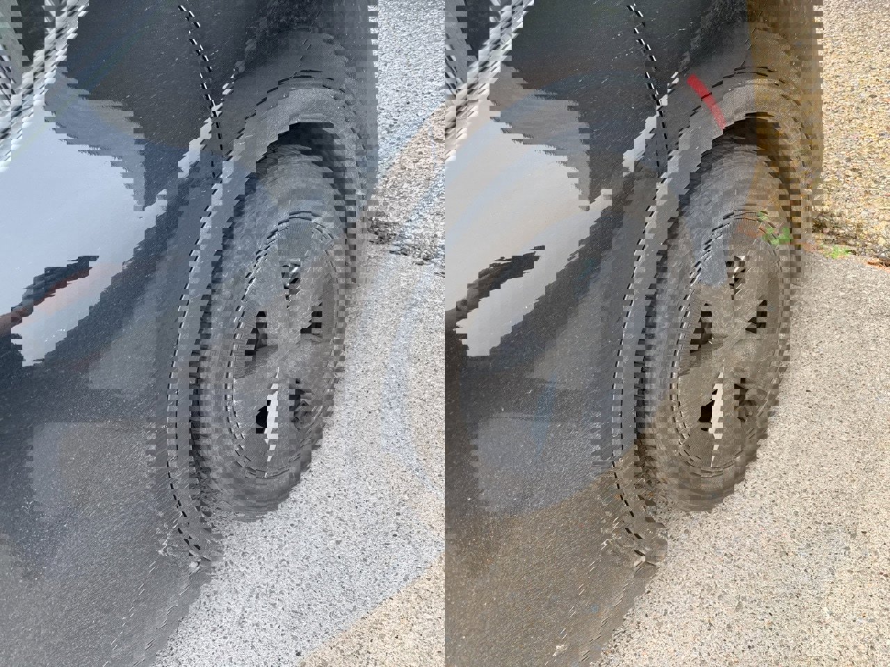 Used 2023 Toyota Prius LE image 11