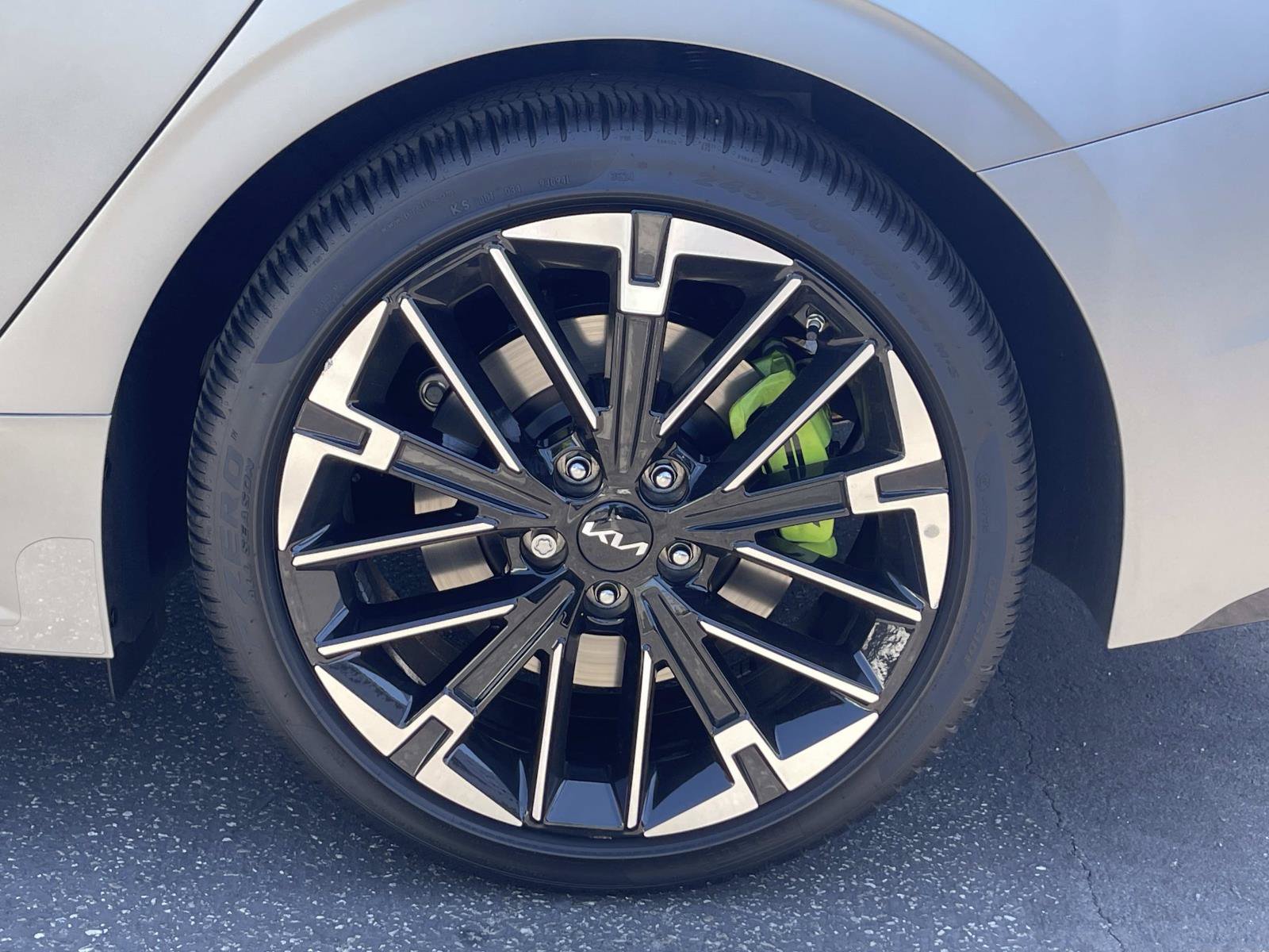 Used 2025 Kia K5 GT FWD image 27