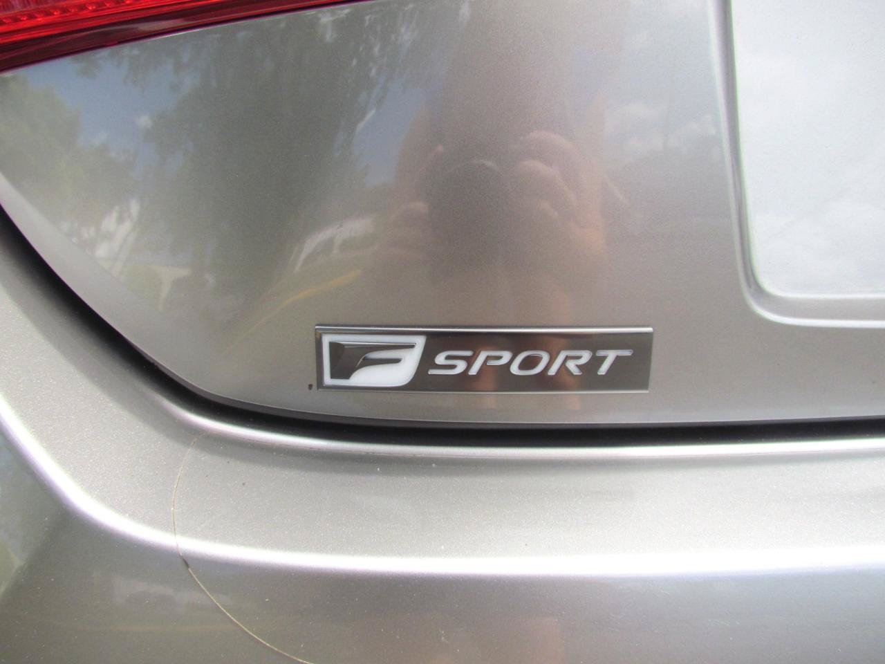 Used 2016 Lexus RC 200t RWD image 17
