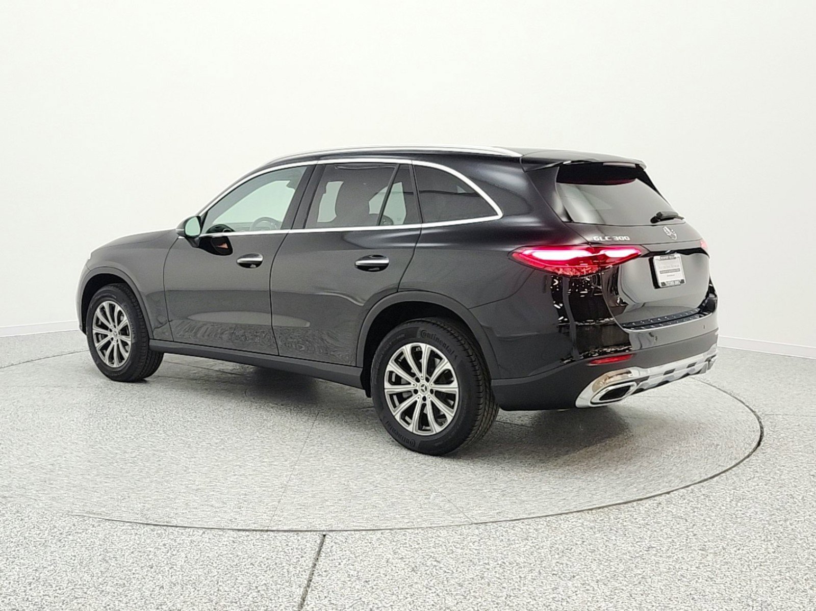 Certified 2025 Mercedes-Benz GLC 300 image 7
