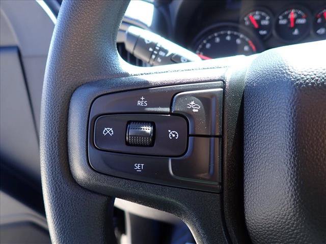 Used 2025 Chevrolet Silverado 1500 Custom Trail Boss w/ Turbomax Blackout Package AWD/4WD image 17