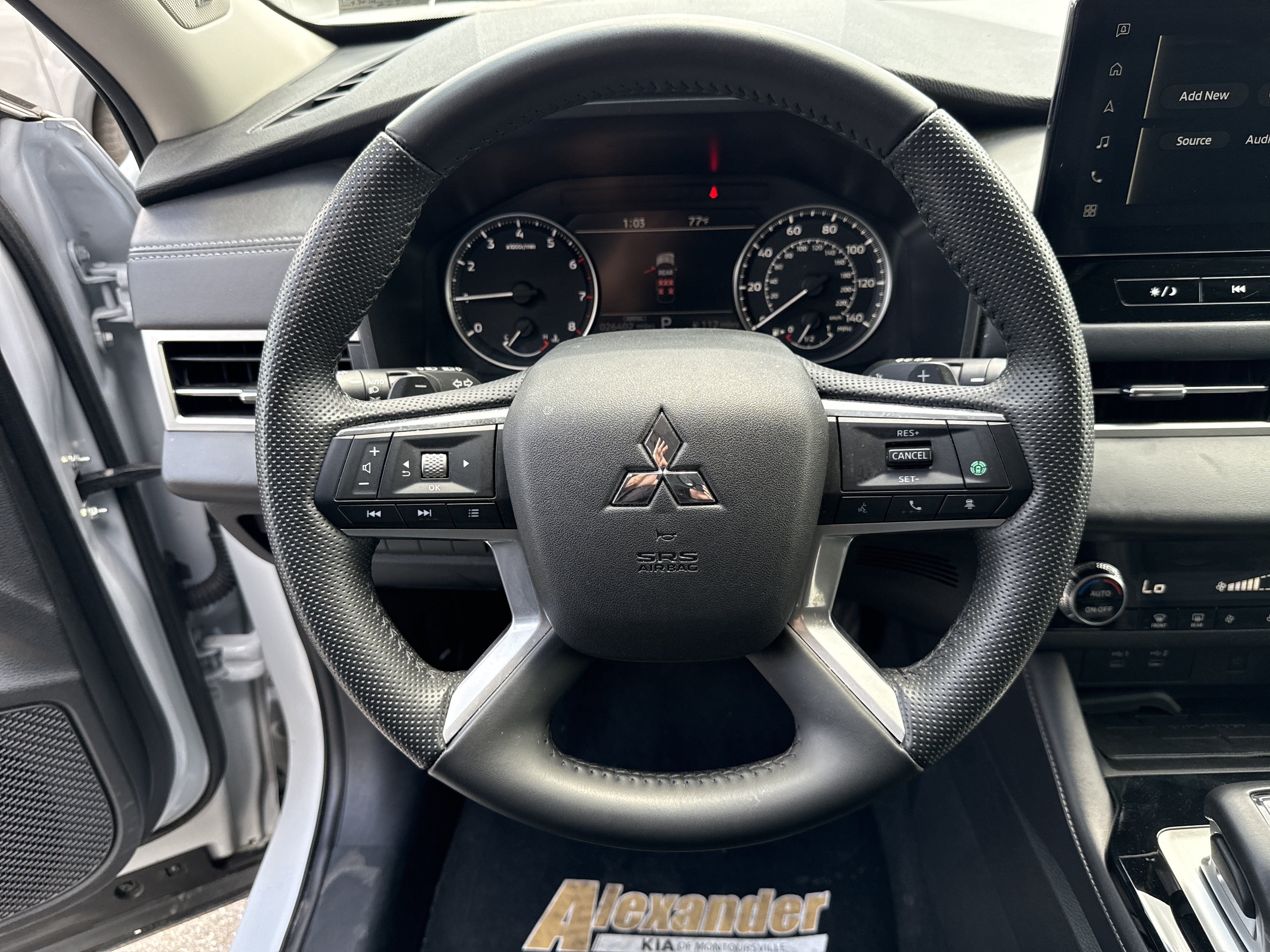 Used 2025 Mitsubishi Outlander SE AWD/4WD image 18