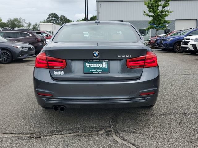 Used 2017 BMW 330i Sedan RWD image 5