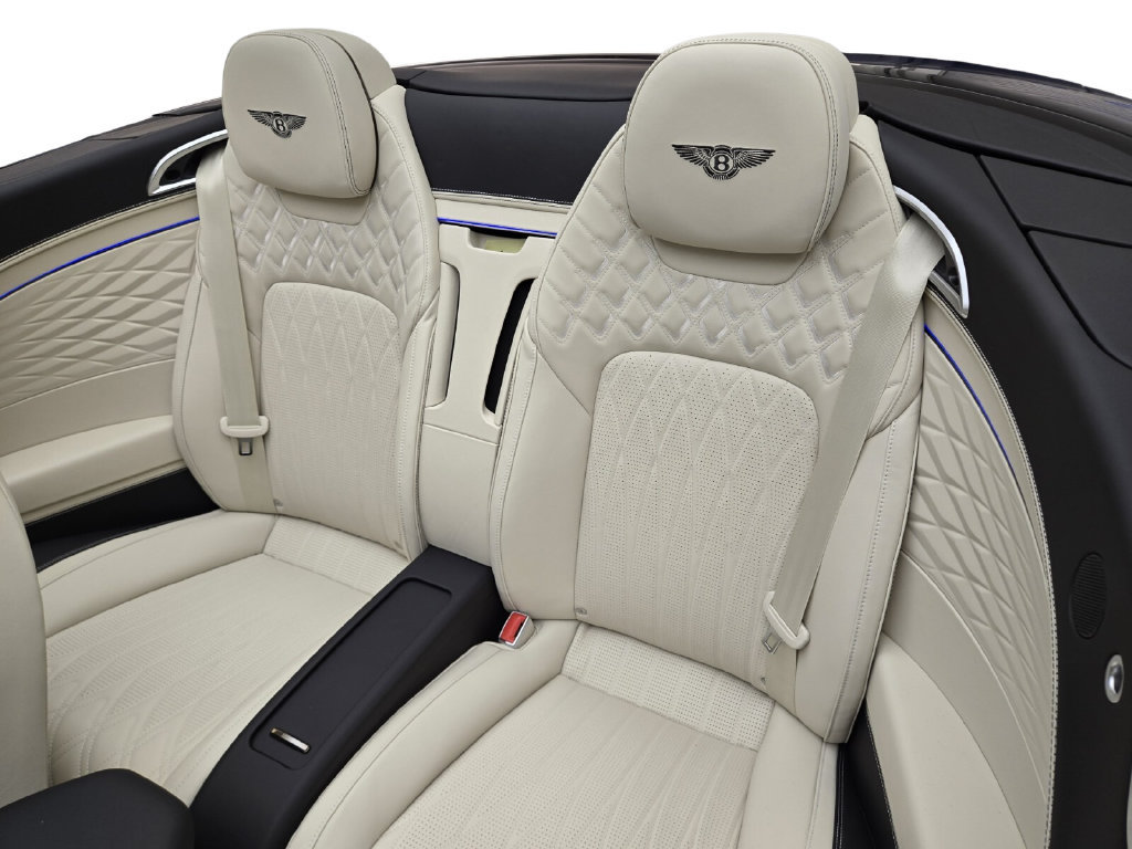 New 2026 Bentley Continental GT Azure AWD/4WD image 18