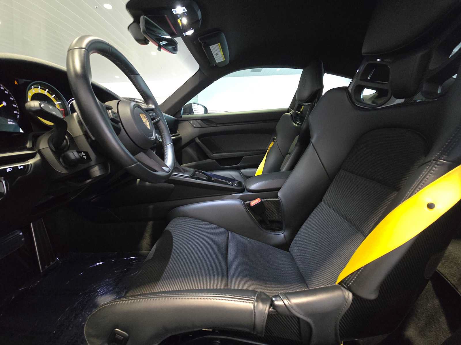 Used 2022 Porsche 911 GT3 RWD image 17
