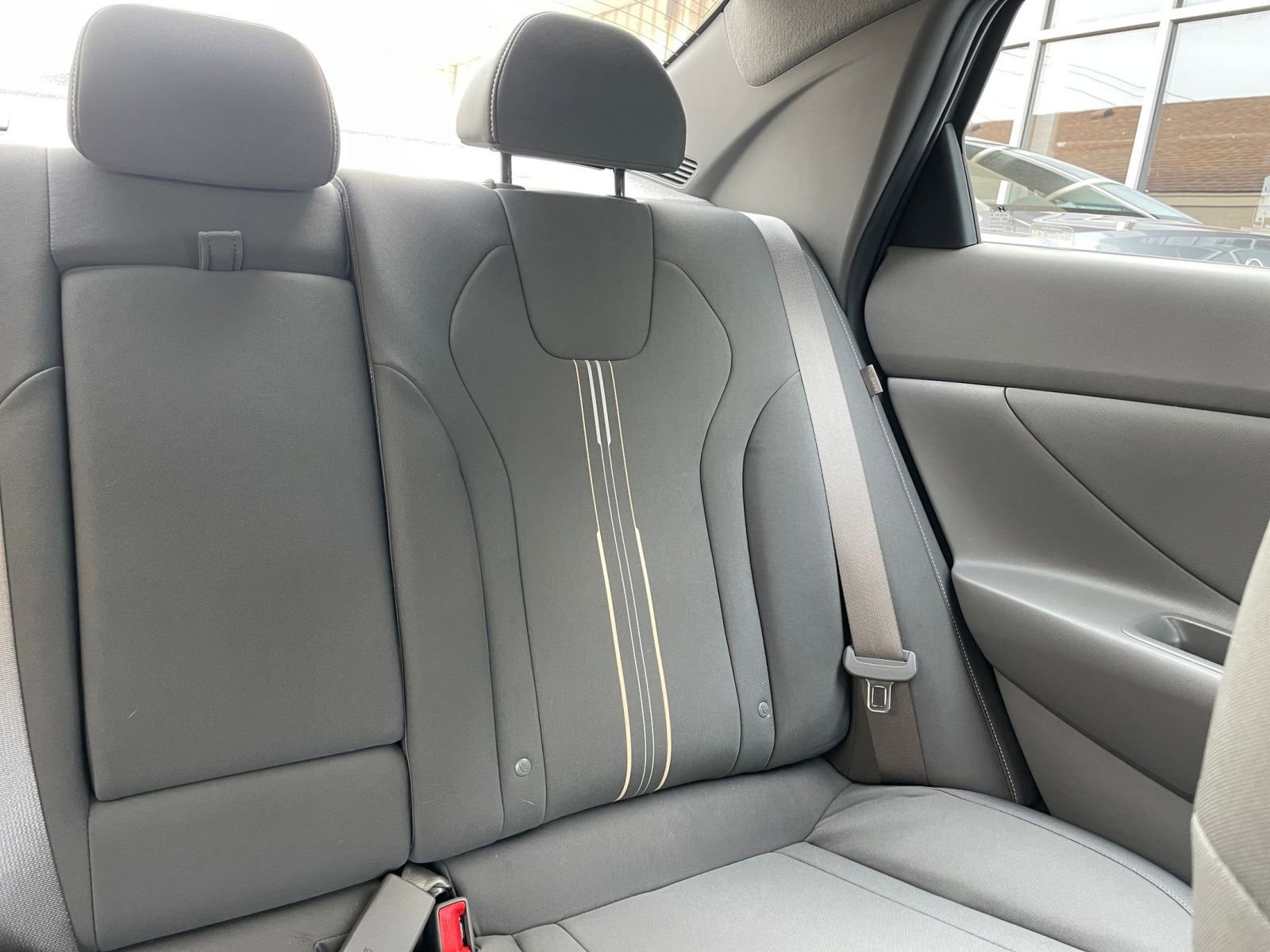 Used 2025 Hyundai Elantra SEL image 38