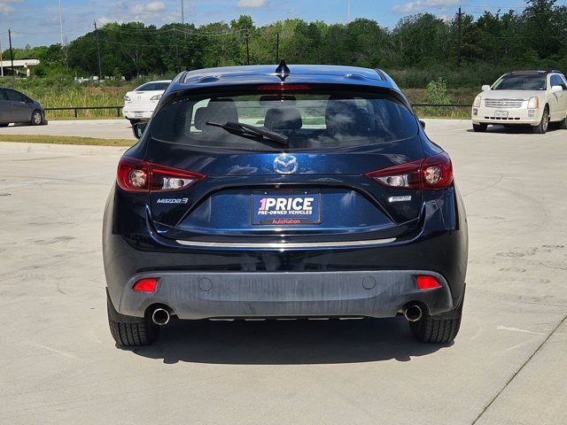 Used 2016 MAZDA MAZDA3 i Grand Touring image 6