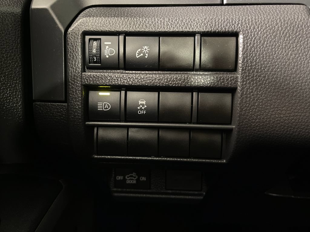 Certified 2025 Toyota Tacoma SR RWD image 28