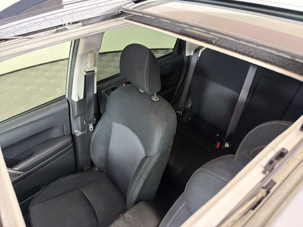 Used 2017 Subaru Forester 2.5i Premium AWD/4WD image 9