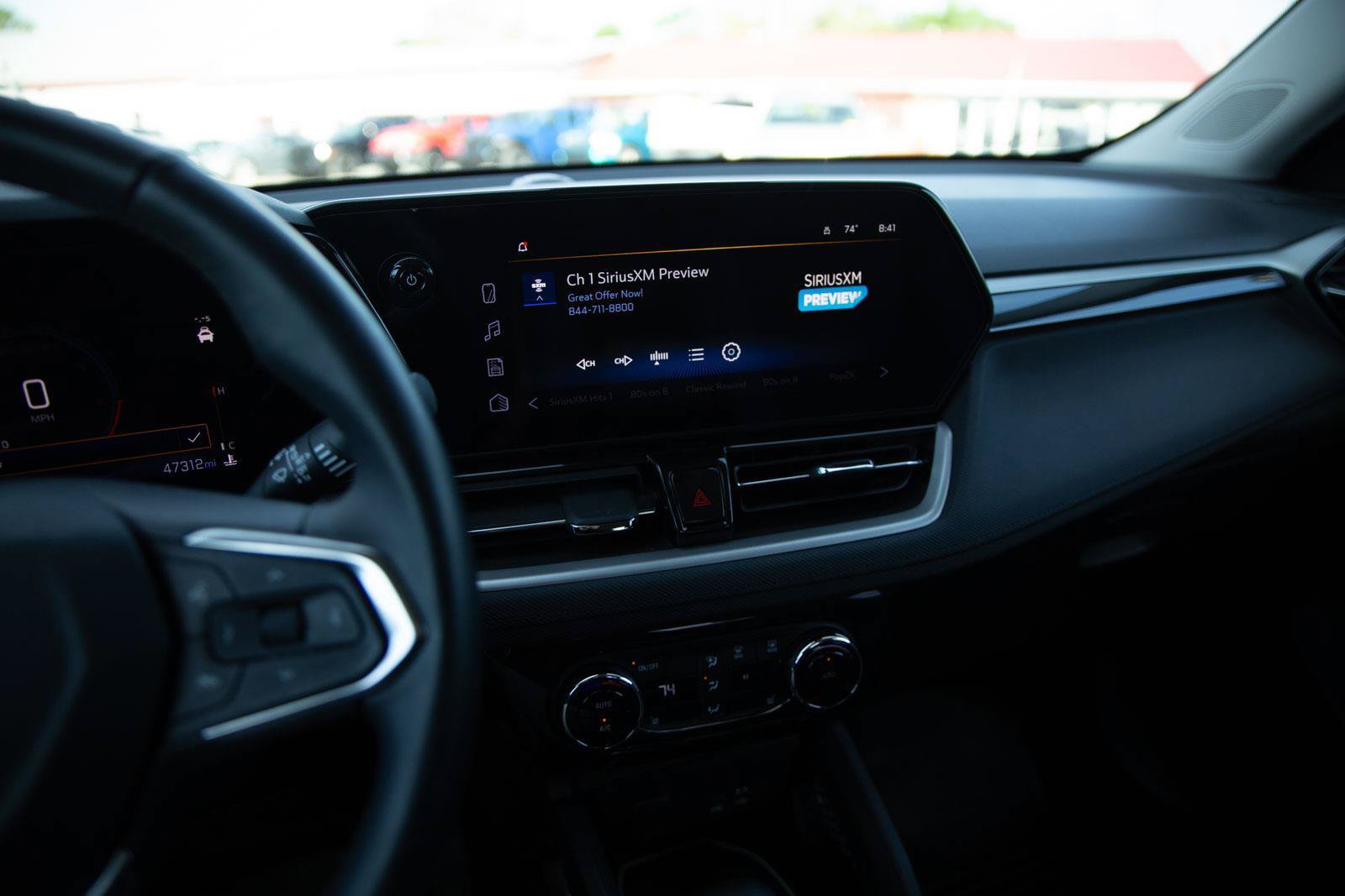 Used 2024 Chevrolet TrailBlazer LT w/ Convenience Package FWD image 14